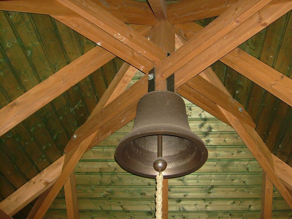 1024px-Nauendorf 1024px-Nauendorf